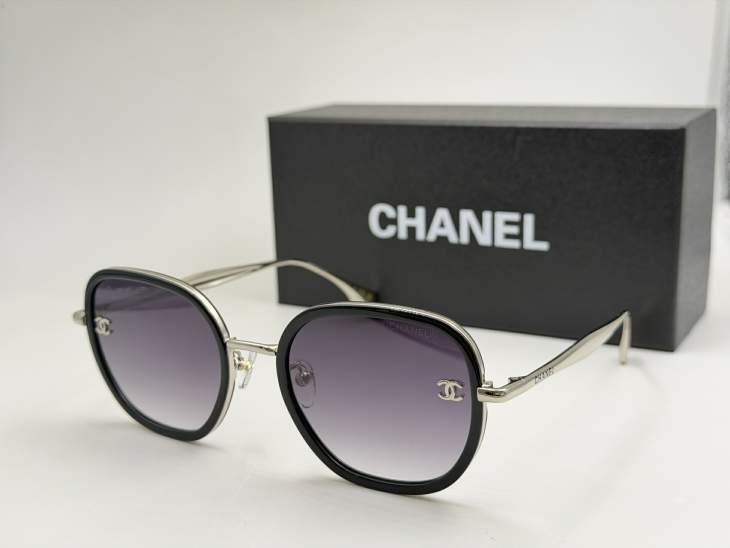 Picture of Chanel Sunglasses _SKUfw77118200fw